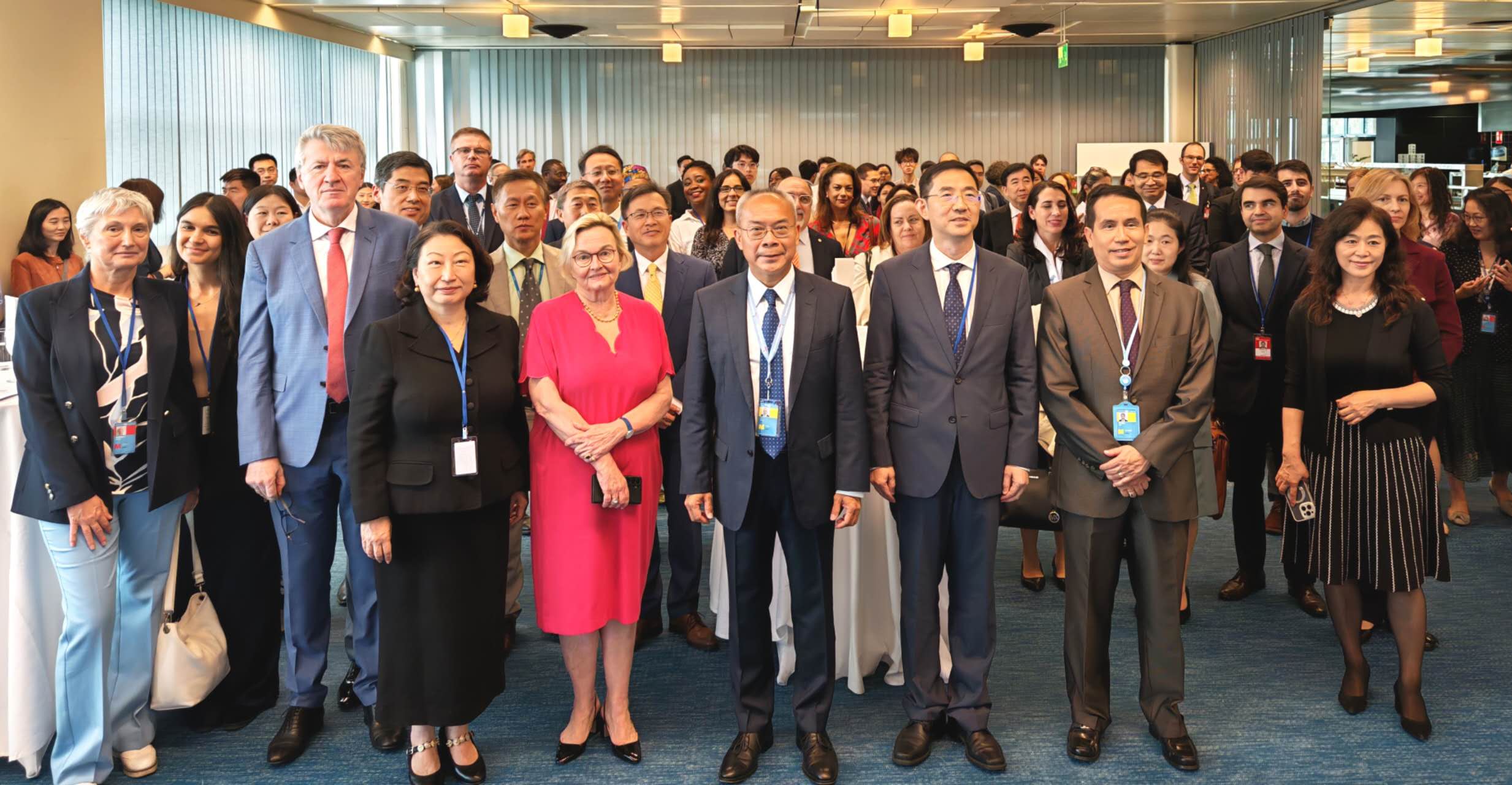 维也纳推介会-合影