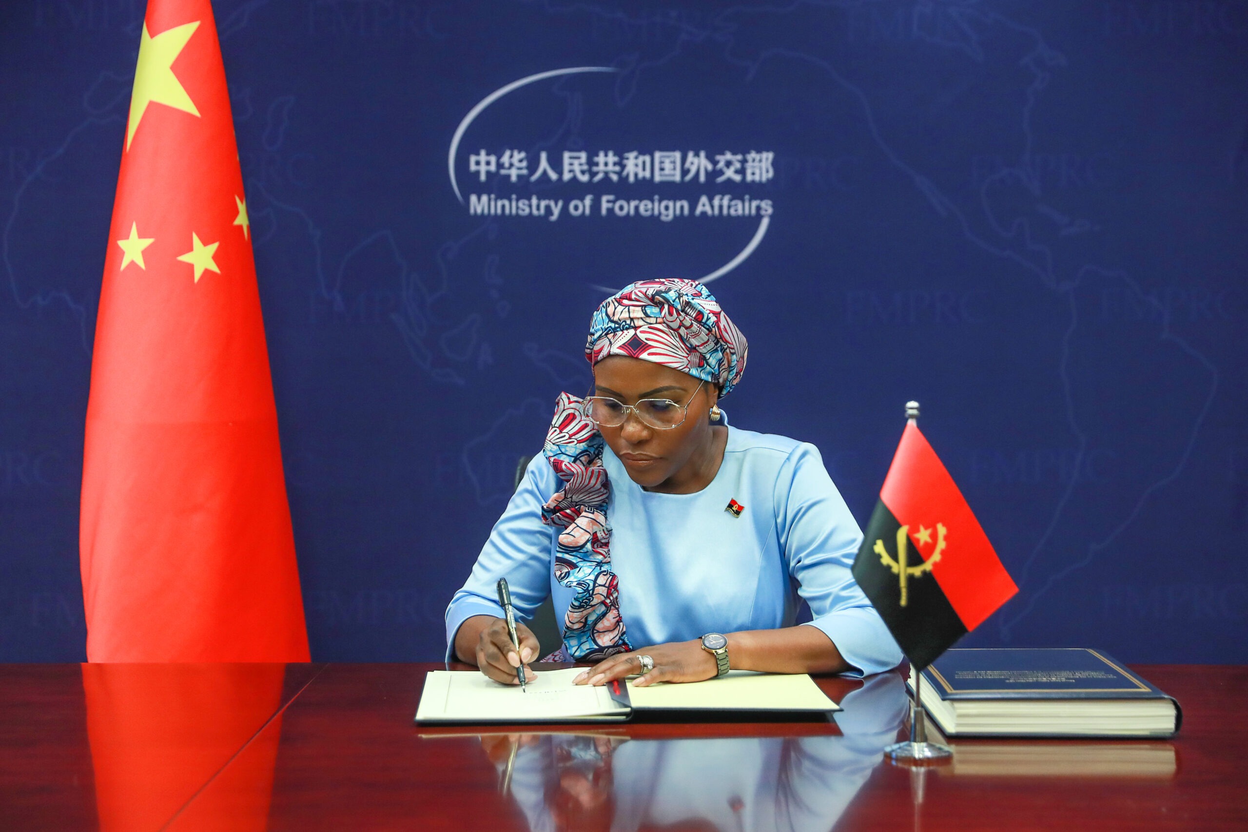 Angola Signs the Convention on the Establishment of the International Organization for Mediation